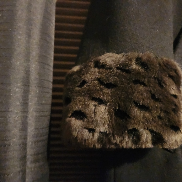 JAD Vintage wool coat with faux fur trim size 16 - Picture 1 of 5